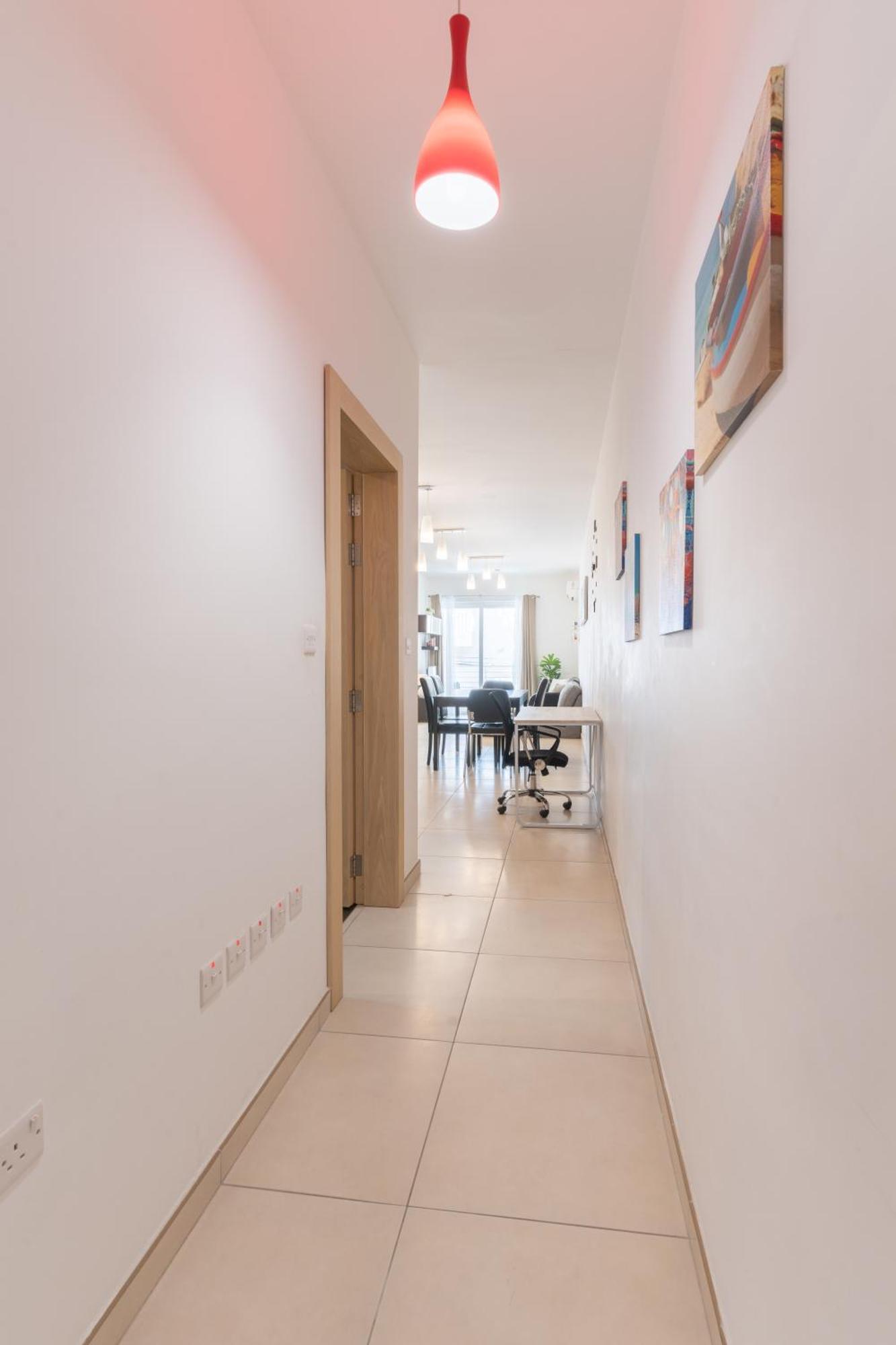 2 Bedroom In Central St Julians Prime Location In Paceville Apt 3 By Vaganza Saint Julian's Dış mekan fotoğraf