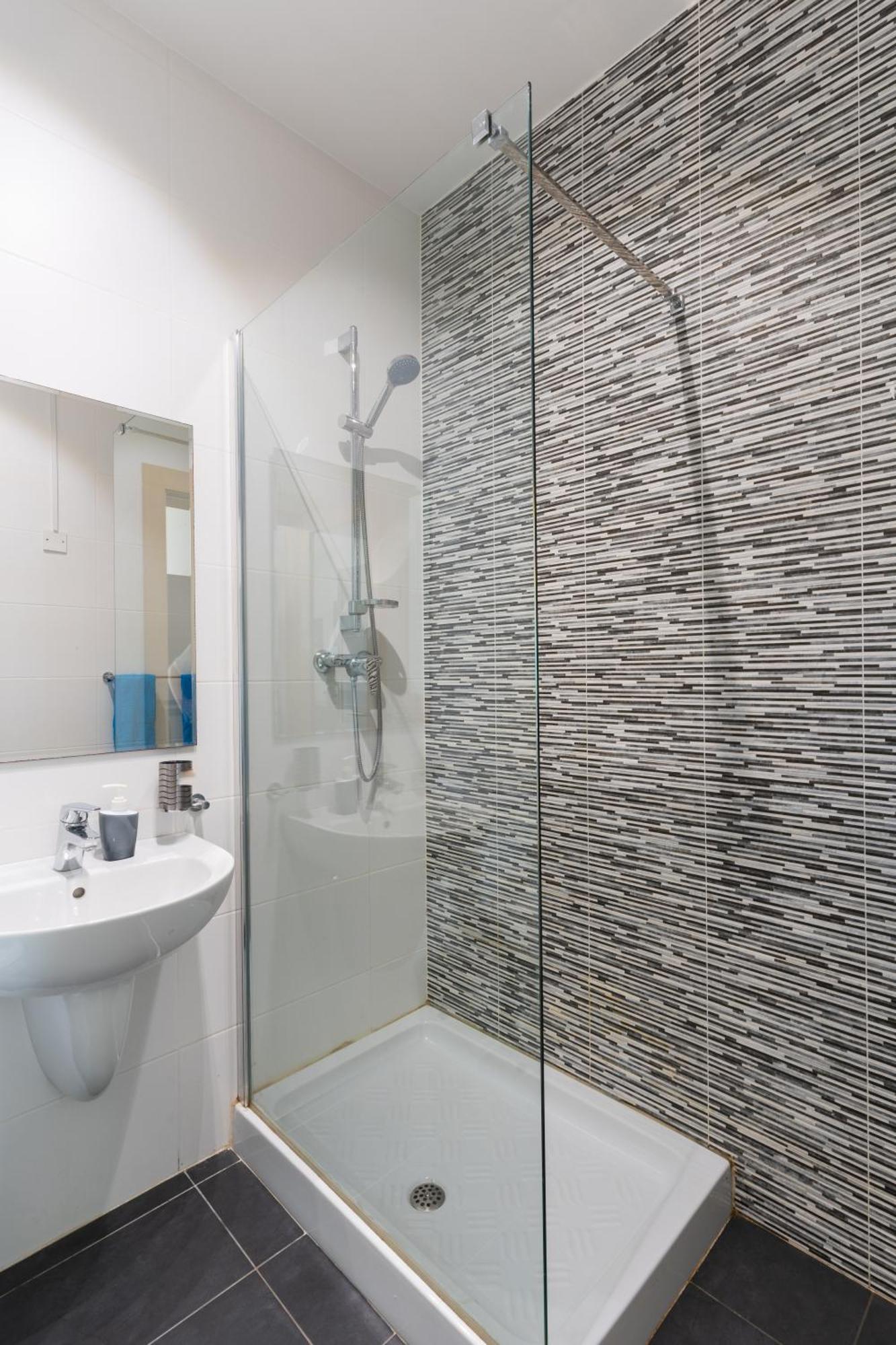 2 Bedroom In Central St Julians Prime Location In Paceville Apt 3 By Vaganza Saint Julian's Dış mekan fotoğraf